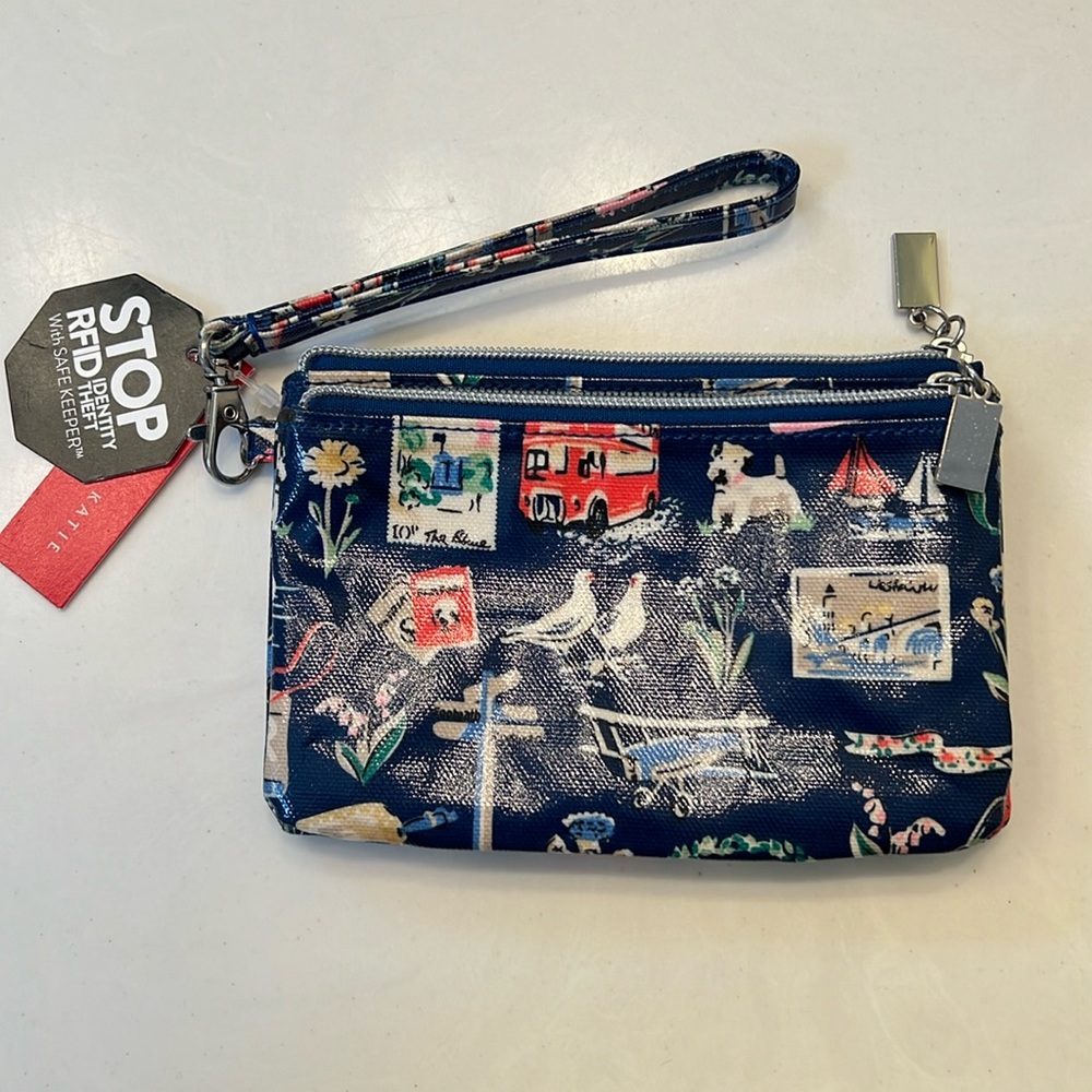 🆕 Kelly &Katie double pouch wristlet